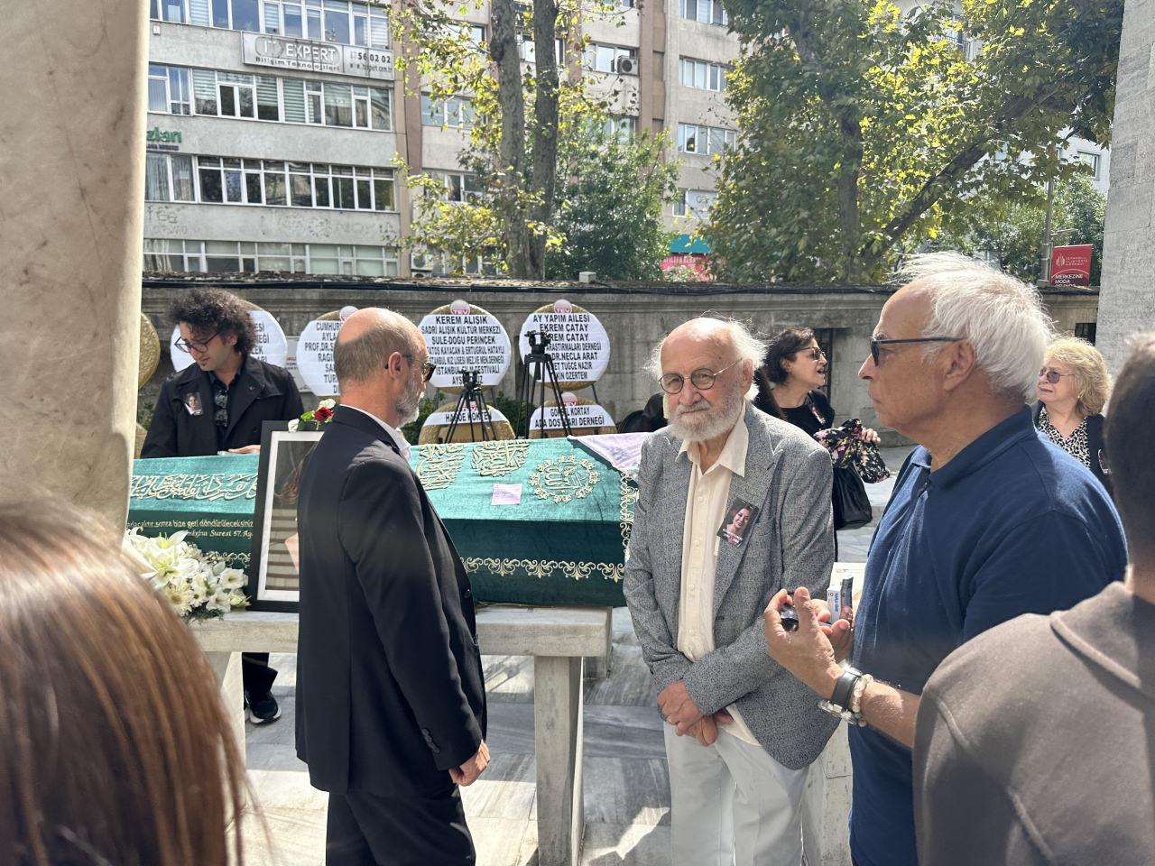 Gülsen Tuncer'in eşi Engin Ayça