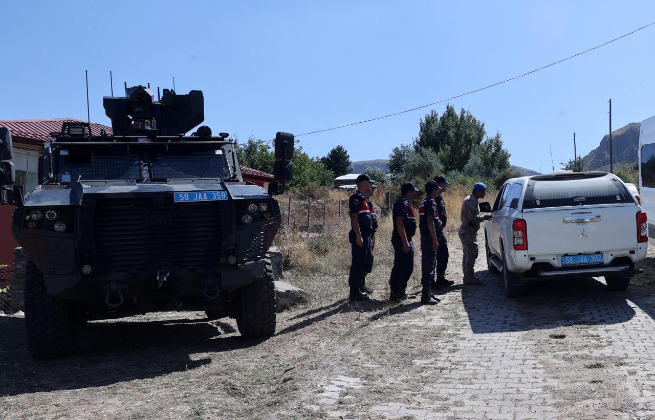 Sivas'ta 11 aylık bebeğin kaybolmasına ilişkin gözaltına alınan zanlı sayısı 10'a yükseldi.