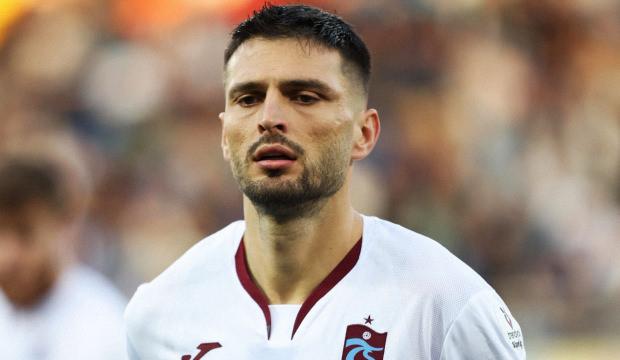Trabzonspor'un tecr&uuml;beli yıldızı Galatasaray ma&ccedil;ı &ouml;ncesi ameliyat oldu