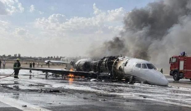 T&uuml;rk jeti pistte alev almıştı! Pilotlar alkoll&uuml; &ccedil;ıktı! Tutuklandılar
