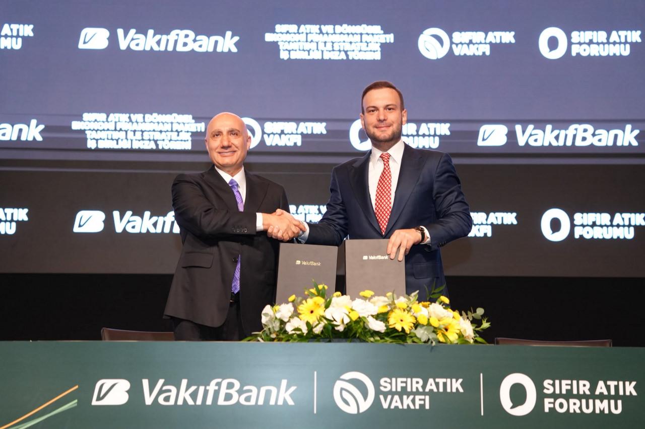 VakıfBank Genel Müdürü Osman Arslan-Sıfır Atık Vakfı Başkanı Samed Ağırbaş
