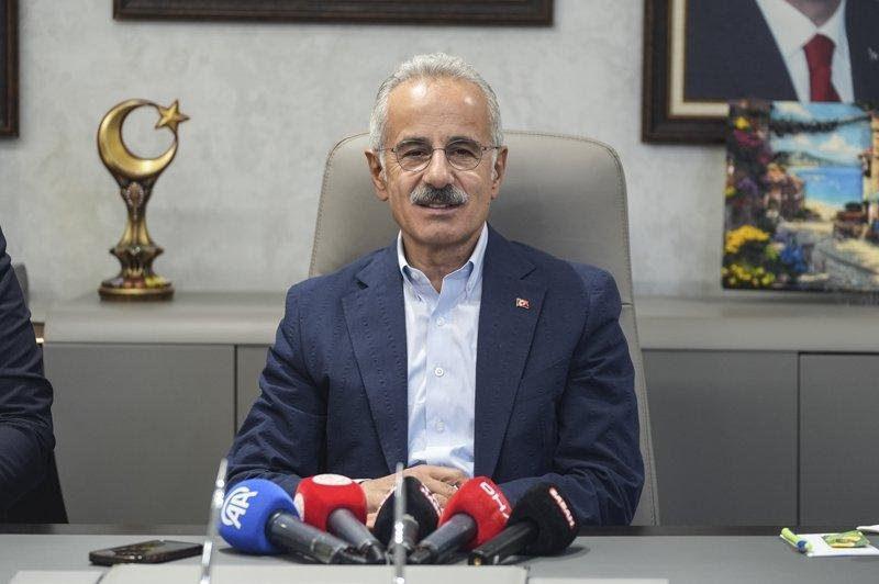 Ulaştırma ve Altyapı Bakanı Abdulkadir Uraloğlu