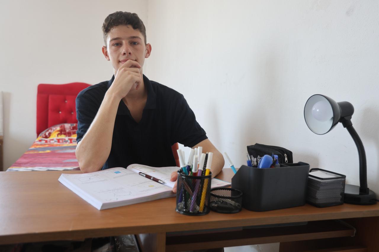 Münir Basri
