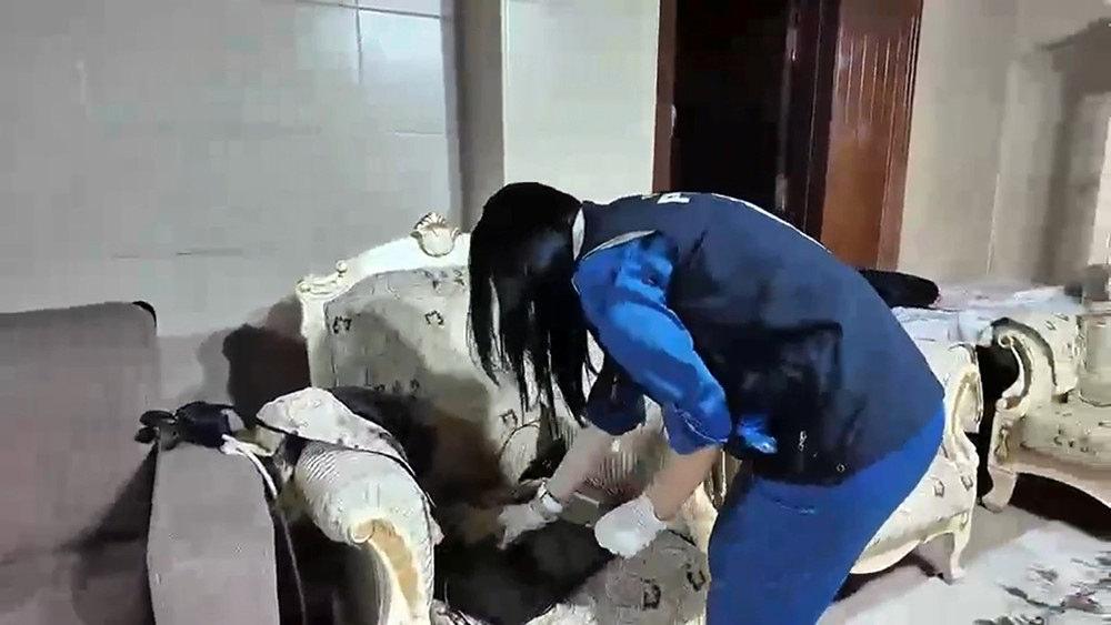 24 ilde eş zamanlı operasyon ile evlere baskın düzenlendi.