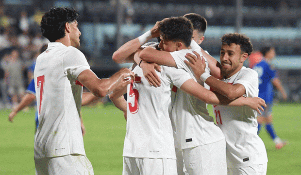 Avrupa Şampiyonası yolunda kritik puan! &Uuml;mit Milli Takım play-off'u garantiledi