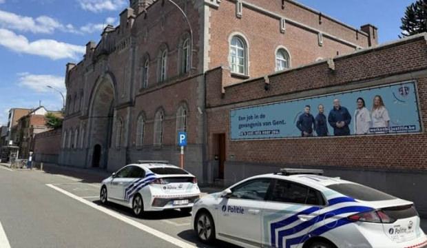Bel&ccedil;ika cezaevlerinde grev! Y&uuml;zlerce mahkum yerde uyuyor