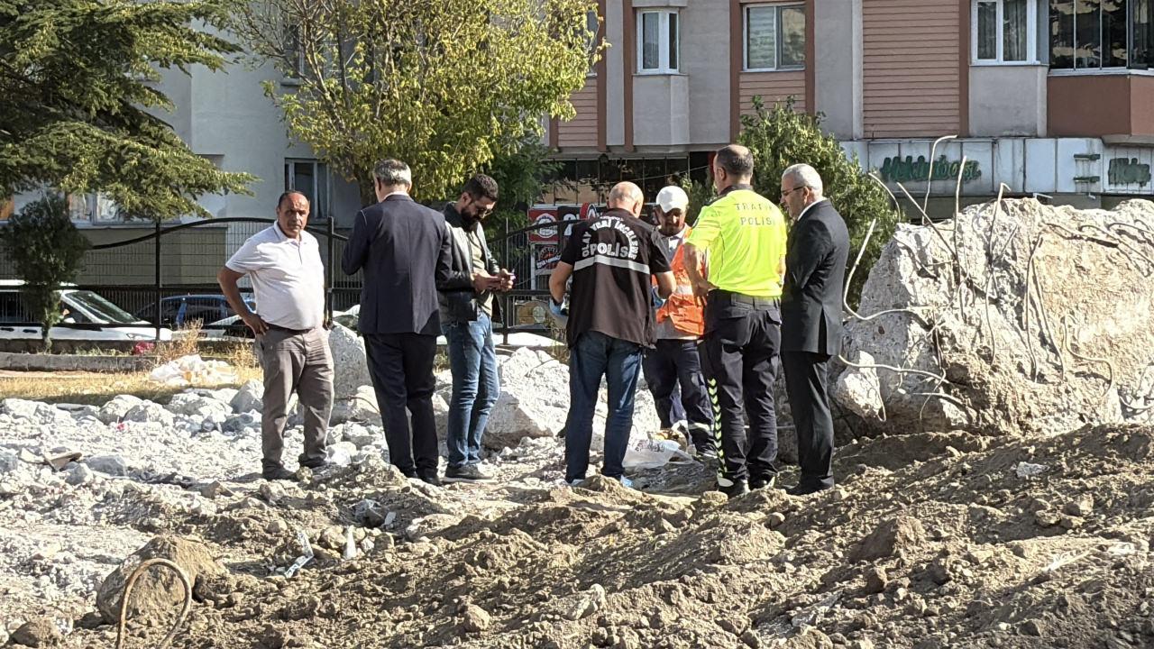 Bölgeye ekipler sevk edildi.