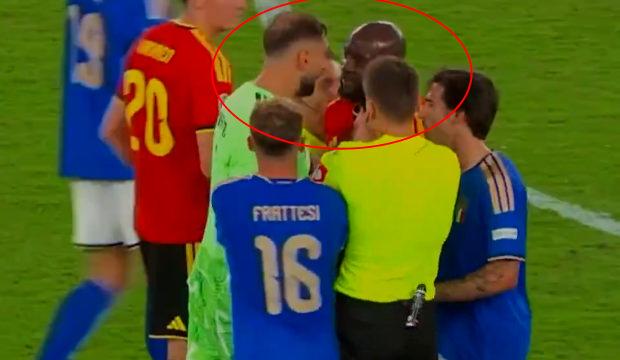 Bel&ccedil;ika-İtalya ma&ccedil;ı karıştı! Romelu Lukaku ile Gianluigi Donnarumma tartıştı