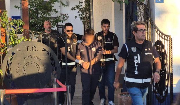 Bodrum Limanı'na r&uuml;şvet operasyonu! Balya balya para &ccedil;ıktı