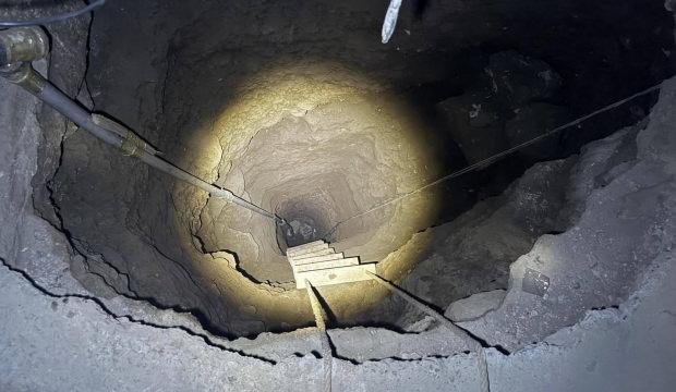 Defineciler evin i&ccedil;inde 25 metrelik kuyu kazdı; 2 g&ouml;zaltı