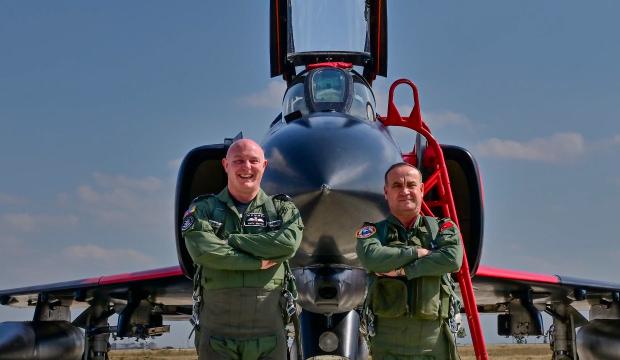 Hava Kuvvetleri Komutanı F-4 savaş u&ccedil;ağıyla u&ccedil;uş yaptı: İngiliz mevkidaşı hayran kaldı
