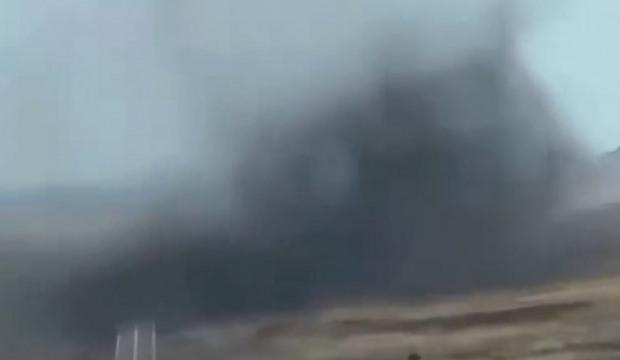 Orman yangını zannettiler, sivrisinek bulutu &ccedil;ıktı! Rusya'da şoke eden anlar kamerada