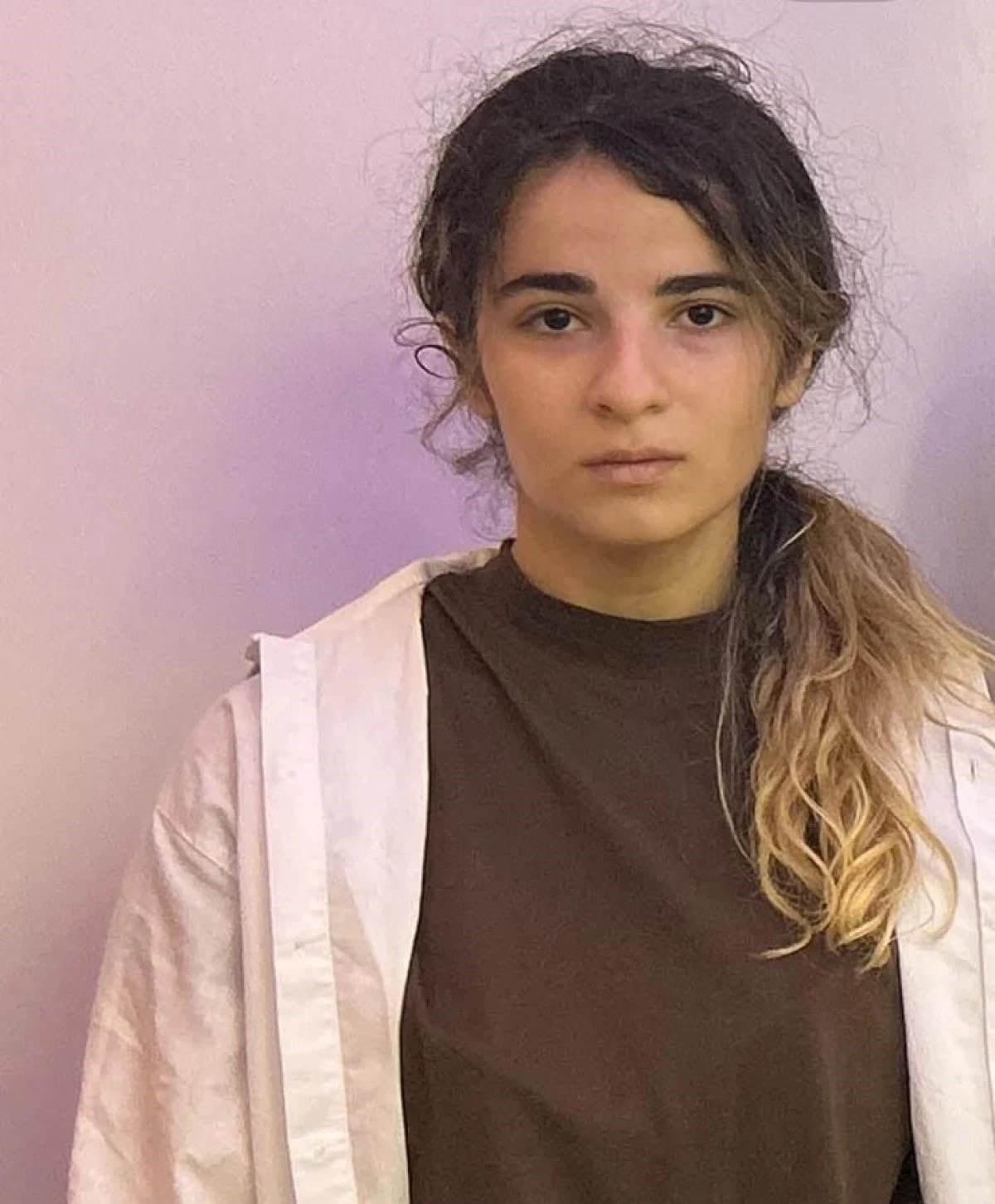 23 yaşındaki Gülhan Karabacak