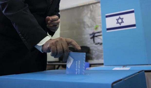 Anketlerde geride olan Netanyahu'dan skandal hamle! Partiye se&ccedil;im yasağı getirdiler...