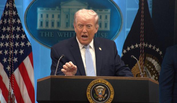 Trump'a mahkeme şoku! &ldquo;Yasakladım&rdquo; dedi, ortalık karıştı