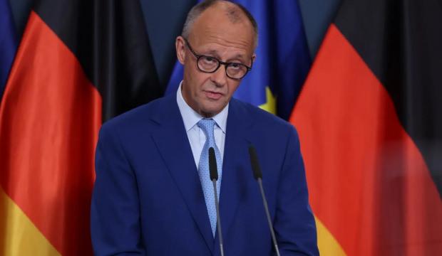 T&uuml;rk isim se&ccedil;imi kazandı, Merz Yahudiler i&ccedil;in ağladı: Her şeyi yapacağım, bu utan&ccedil; verici
