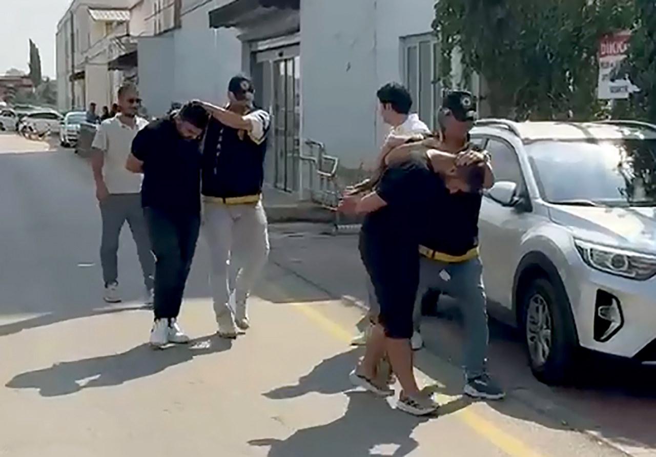 Şüpheliler yakalandı. 