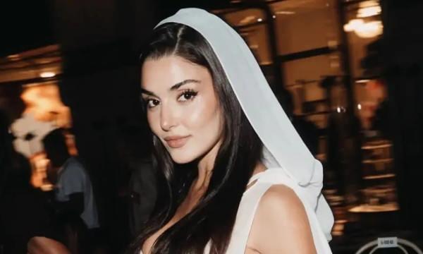 İspanyol oyuncudan Hande Er&ccedil;el'e ilk adım! Sosyal medyadan harekete ge&ccedil;ti