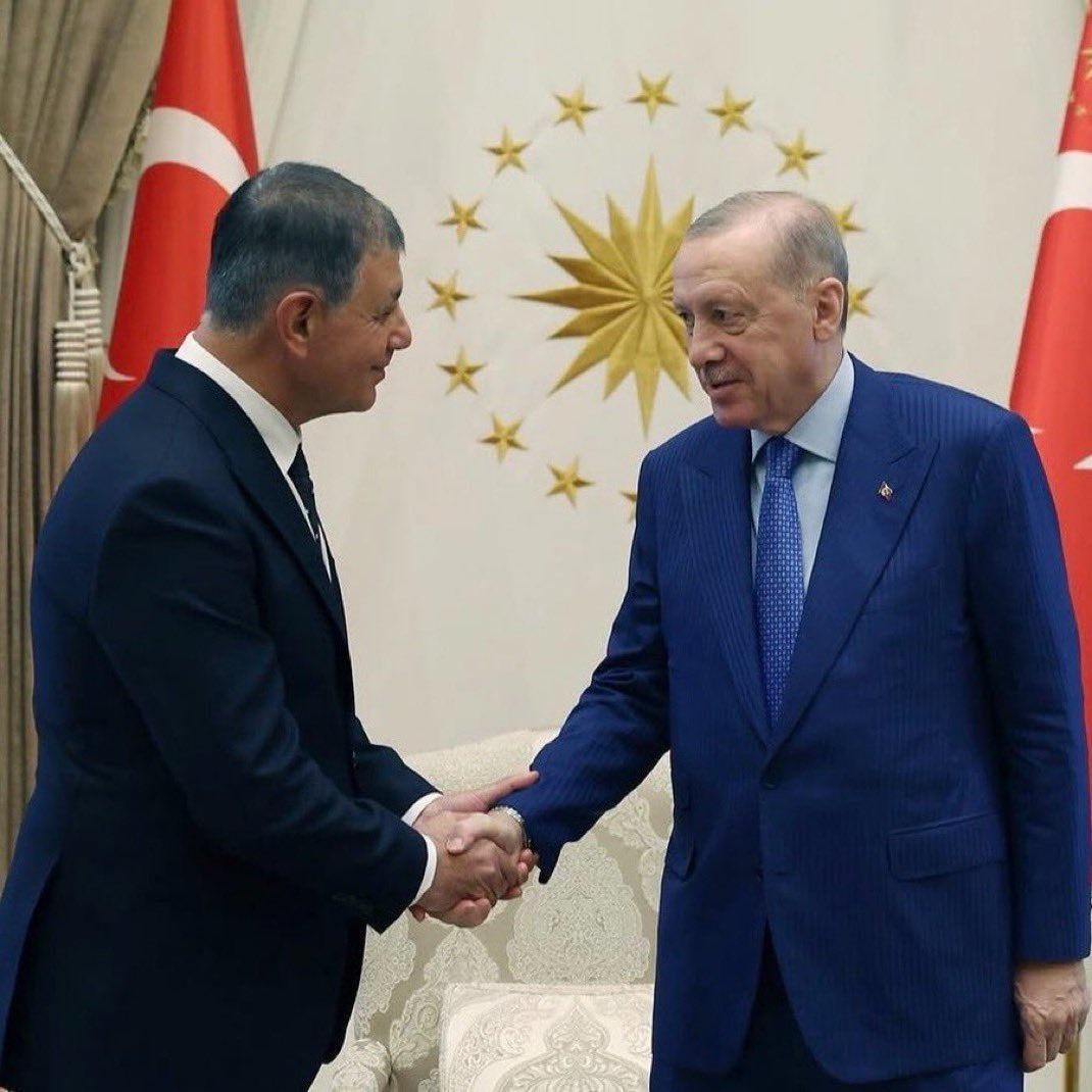 Cumhurbaşkanı Recep Tayyip Erdoğan, İzmir Büyükşehir Belediye Başkanı Cemil Tugay'ı kabul etti.