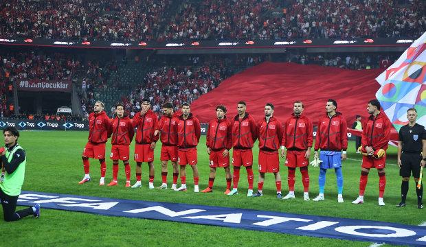 A Milli Takım Bursa'da sahne alıyor! T&uuml;rkiye-İtalya muhtemel 11'ler
