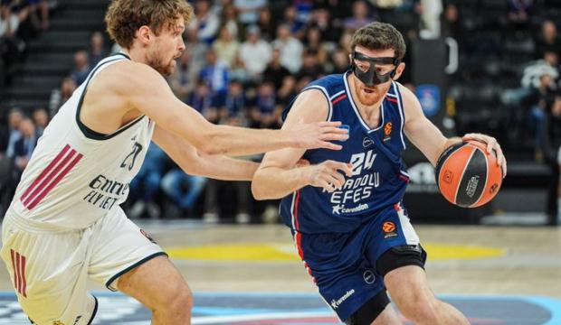 Anadolu Efes Real Madrid'i devirdi!