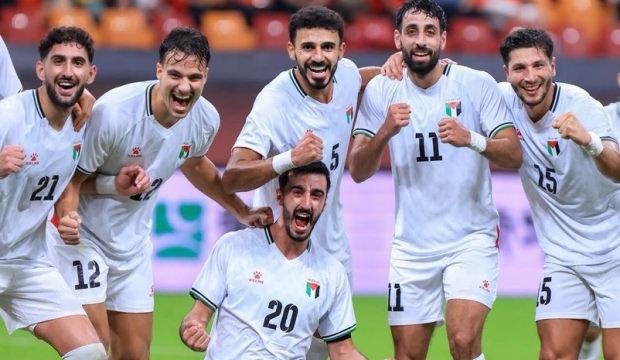 Filistin Milli Takımı &Ccedil;in'i 5 golle yendi!