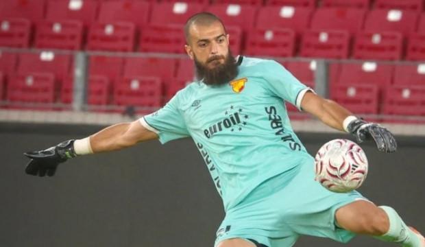 S&uuml;per Lig'de taraftarı tehdit eden futbolcunun bileti kesildi