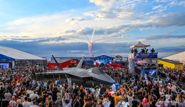 TEKNOFEST G&uuml;neydoğu'da son g&uuml;n etkinlikleri başladı! G&ouml;ky&uuml;z&uuml;nde g&ouml;rsel ş&ouml;len yaşanacak!