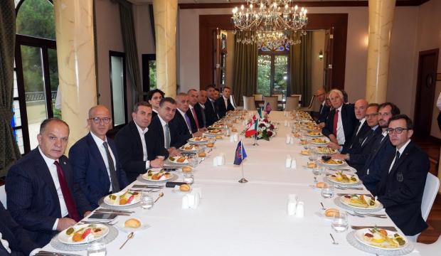T&uuml;rkiye - İtalya resmi ma&ccedil; yemeği d&uuml;zenlendi