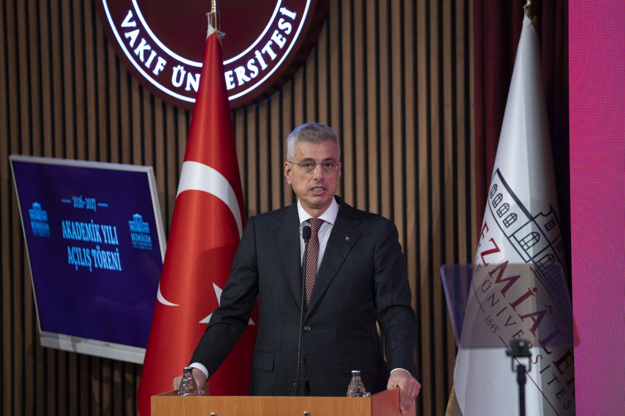Sağlık Bakanı Kemal Memişoğlu