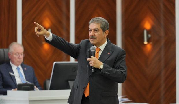 Esenler Belediyesi b&uuml;t&ccedil;esinin yarısı yatırıma