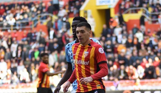 Yasak dosyası sayısı 5'e &ccedil;ıktı! T&uuml;rk takımına FIFA'dan bir ceza daha