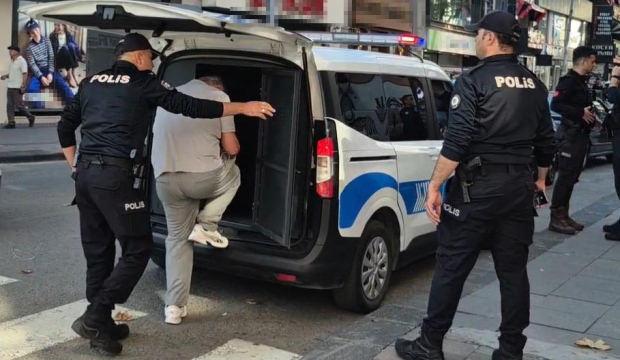 Caddede y&uuml;r&uuml;yen kadının fotoğraflarını izinsiz &ccedil;eken ş&uuml;pheli tutuklandı