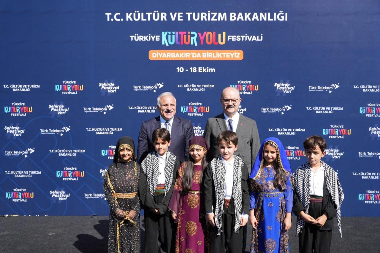 Diyarbakır Kültür Yolu Festivali coşkuyla başladı.