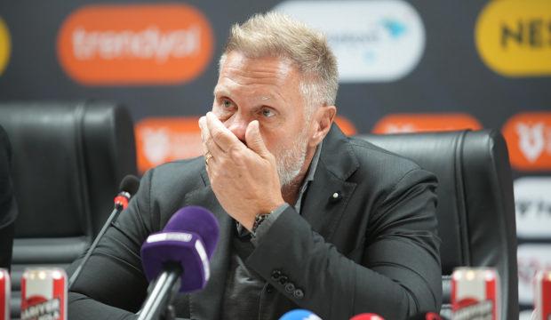 S&uuml;per Lig ekibinin hocası yenilgi sonrası a&ccedil;ık konuştu: Takımda kalmak istiyorum