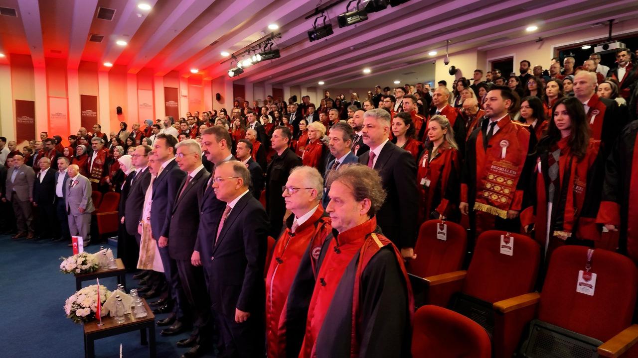 Vatan yerleşkesinde yapılan program yoğun bir katılım ile gerçekleşti.