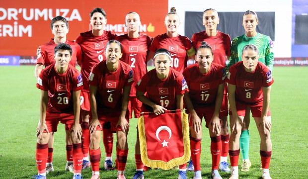 3-3'&uuml;n r&ouml;vanşında 2-0 yenildik! Milli Takım, D&uuml;nya Kupası'na gidemedi