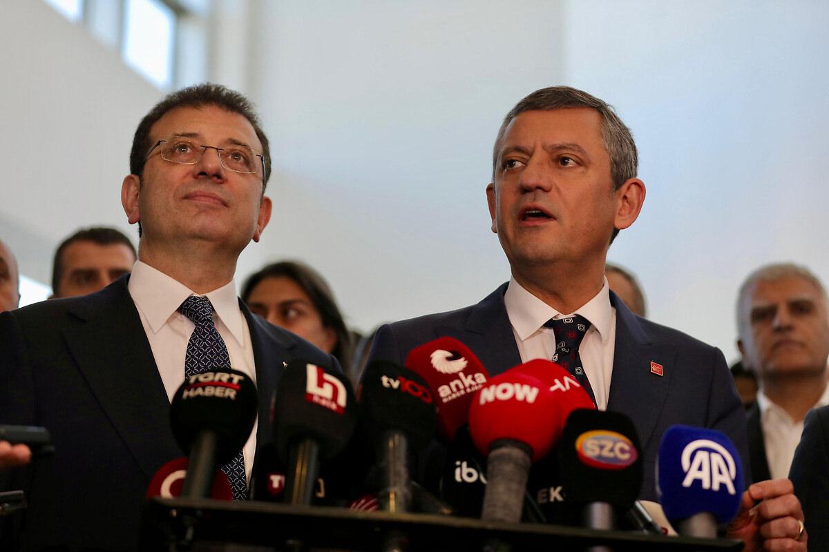 Ekrem İmamoğlu ile Özgür Özel