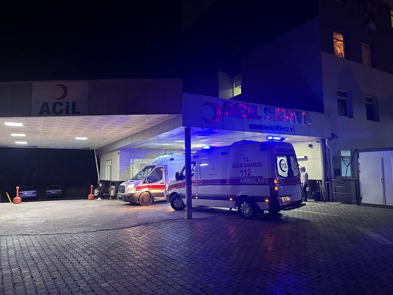 İzmir'de 80 işçi zehirlenme şüphesiyle hastaneye kaldırıldı. 