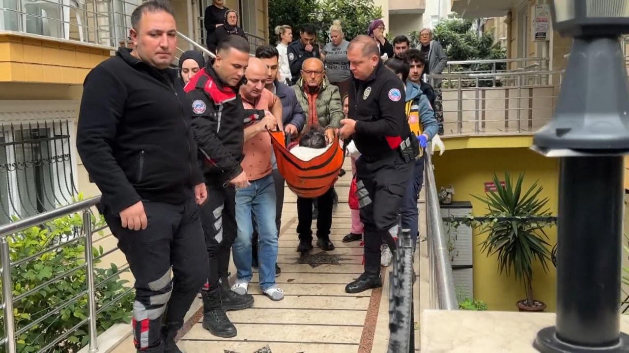 Yaralılar hastaneye kaldırıldı. 