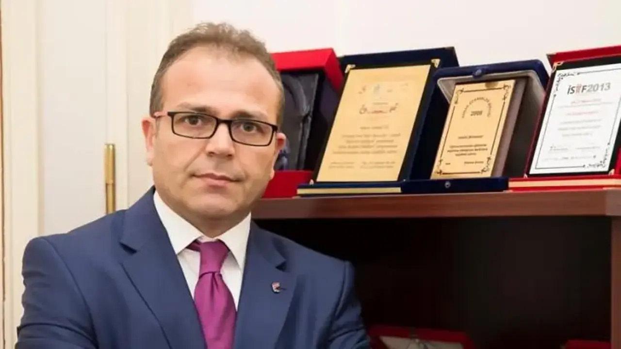 Dr. İsmail Öz
