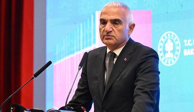 Bakan Ersoy: T&uuml;rkiye ile Rusya arasındaki u&ccedil;uşları artıracağız