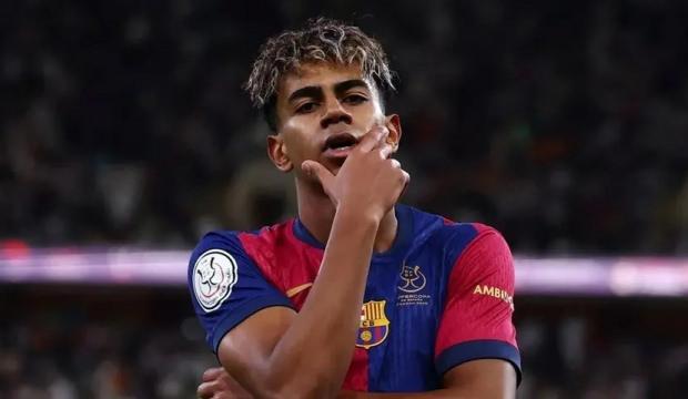 Barcelona'nın yıldızı İstanbul'a hayran kaldı! T&uuml;rk bayrağı detayı