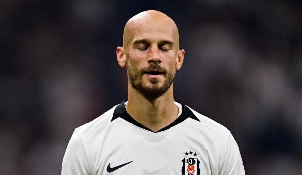Cerny'den b&uuml;y&uuml;k fedakarlık! Italiano'ya iletti