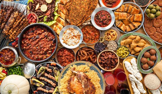 Diyarbakır&rsquo;da gastronomi rotası değişiyor! Meftuneden duvaklı pilava 48 &ouml;zel lezzet!