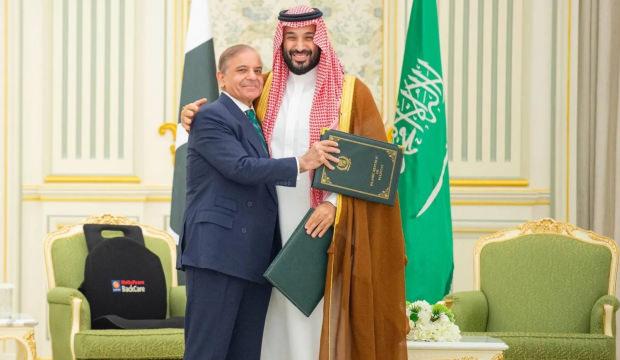 Şahbaz Şerif'ten 'Mekke İttifakı' a&ccedil;ıklaması! Suudi Arabistan mesajı dikkat &ccedil;ekti