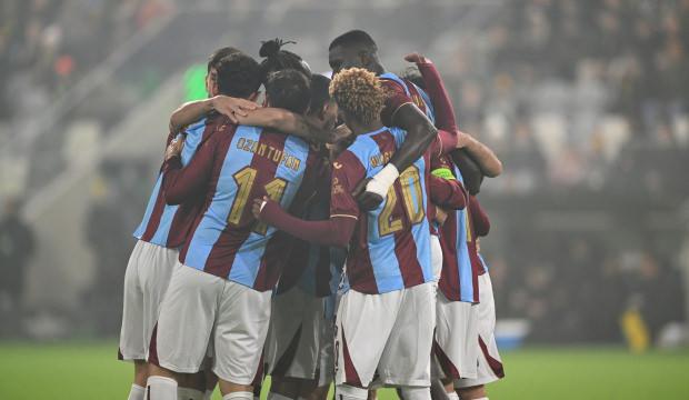 Sahne yine Salah'ın! Trabzonspor, Avrupa'ya farklı başladı