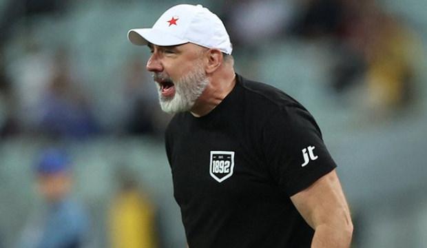 Slavia Prag'da Fenerbah&ccedil;e ma&ccedil;ı &ouml;ncesi b&uuml;y&uuml;k kriz! Hocaları &ccedil;ılgına d&ouml;nd&uuml;