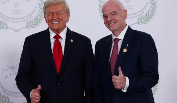 Trump g&ouml;z&uuml; futbol camiasına dikti: FIFA'nın milyon dolarlık Trump Tower hamlesi