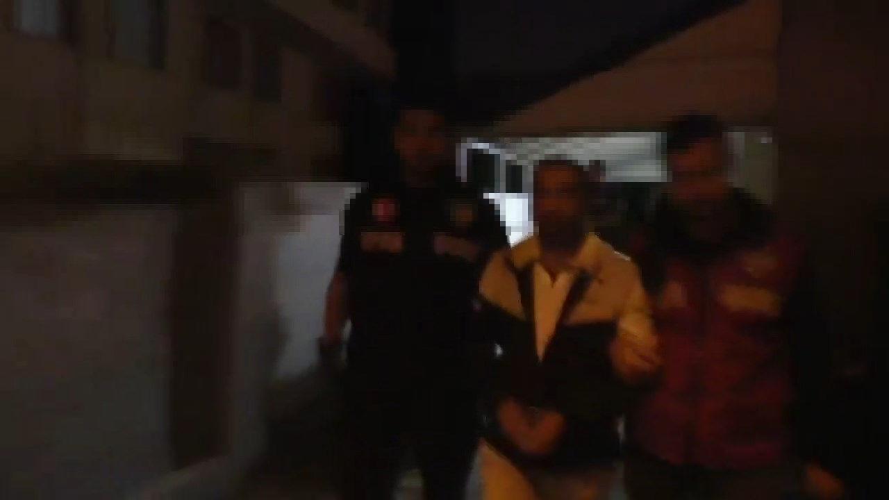 Operasyonda 9 kişi gözaltına alındı.